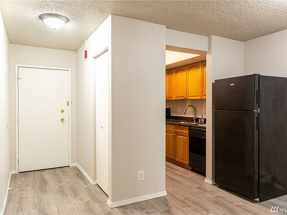 5th image of 14605 NE 34th St APT H8