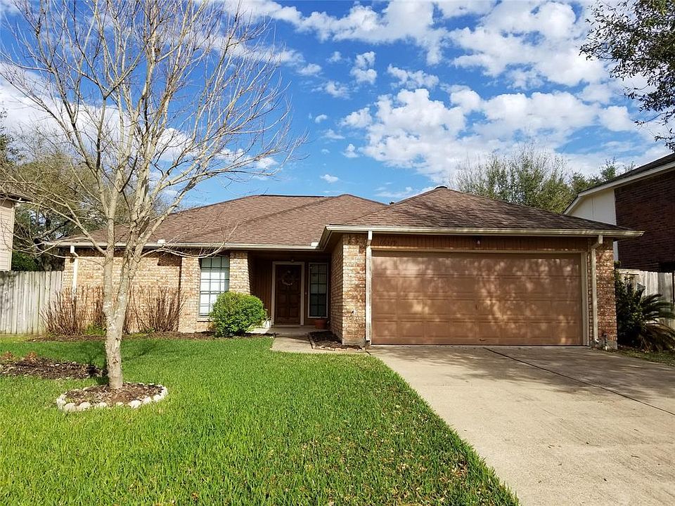 1st image of 16319 Ember Hollow Ln