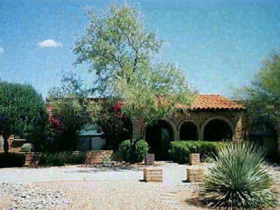 1st image of 4038 N Fernhill Cir