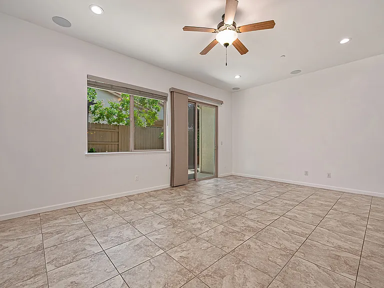 2232 Ranch View Dr — Photo 10