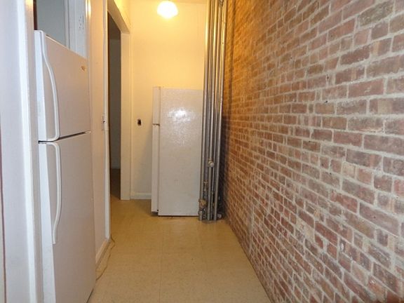 5th image of 250 W 91st St APT 5S