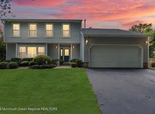 189 Lynch Rd, Middletown, NJ 07748