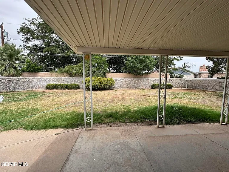 9309 W H Burges Dr — Photo 26