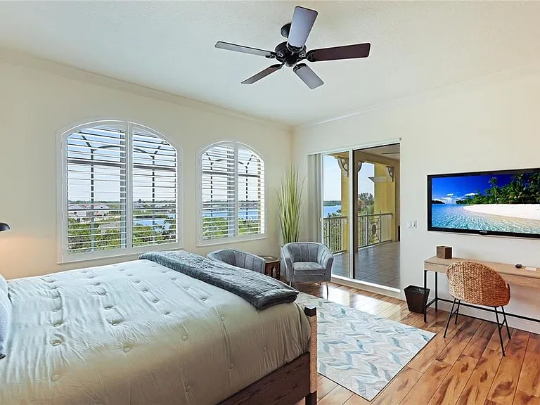 1308 Old Stickney Point Rd #WP3 — Photo 31