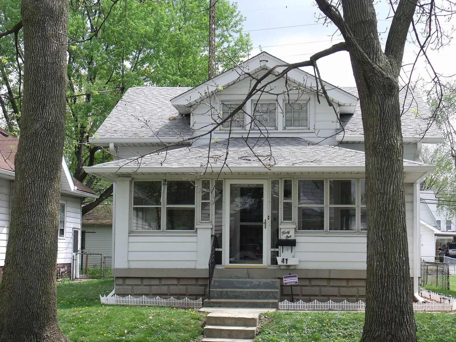 41 N Linwood Ave photo 1