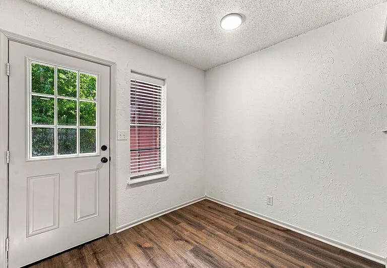 203C Jefferson St — Photo 14