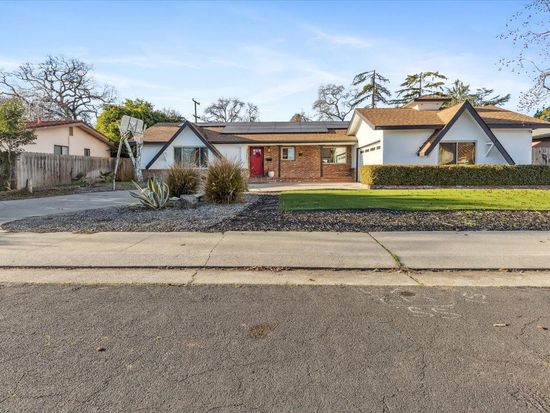 7709 Woodside Dr, Stockton, CA 95207