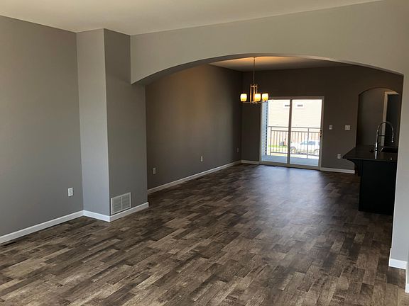 5th image of 3308 6th Way E Unit C
