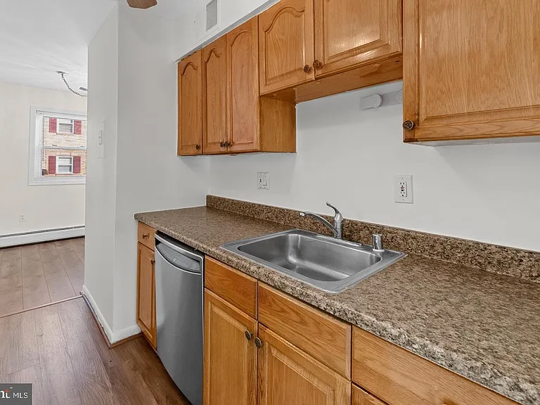 12814 Epping Ter #2-B — Photo 12