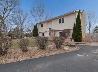 37625 Eleanor Ave, North Branch, MN 55056