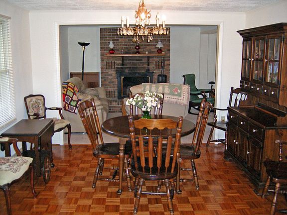 Dining and Family Rooms
