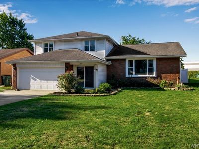 383 S Creek Dr, Depew, NY, 14043
