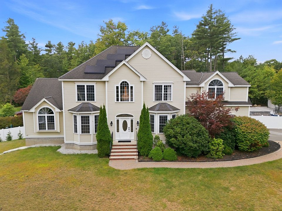 1st image of 18 Loon Hill Rd