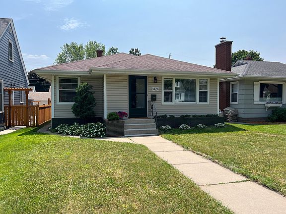3rd image of 1424 Bayard Ave