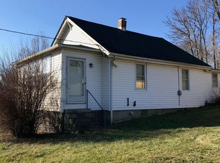 2553 Webster Rd, Roanoke, VA 24012