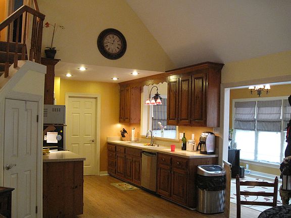 3rd image of 7063 River Pine Ct