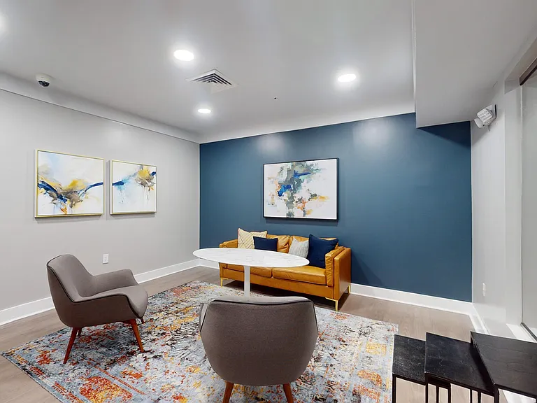 The Quarters at Towson Town Center — Photo 22