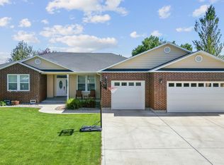 554 Valley Circle Rd, Hagerman, ID 83332