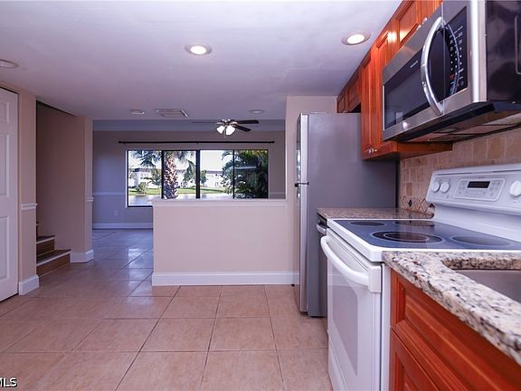 5th image of 1168 Lake McGregor Dr APT 1D