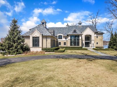 8730 Richardson Rd, Commerce Township, MI, 48382