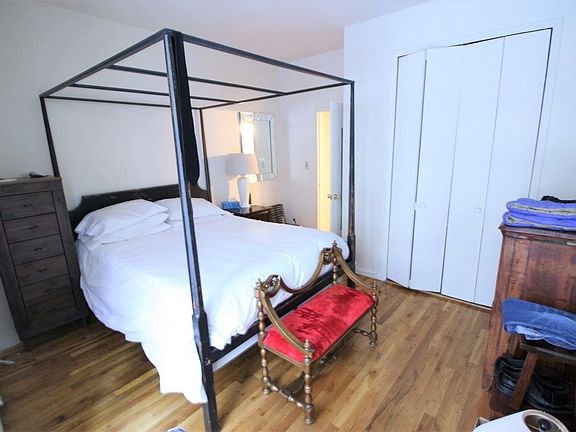 3rd image of 65 E 11th St APT 2F