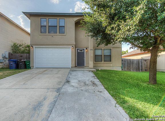 3rd image of 13706 Villa Camino