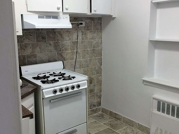 5th image of 8114 Baxter Ave APT 6B