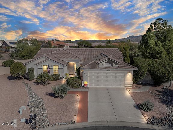 4th image of 63930 E Squash Blossom Ln