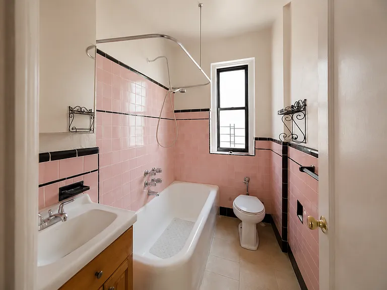 3175 Grand Concourse #3F — Photo 5