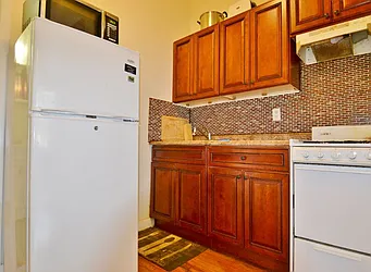 Rented by Cover Realty NYC