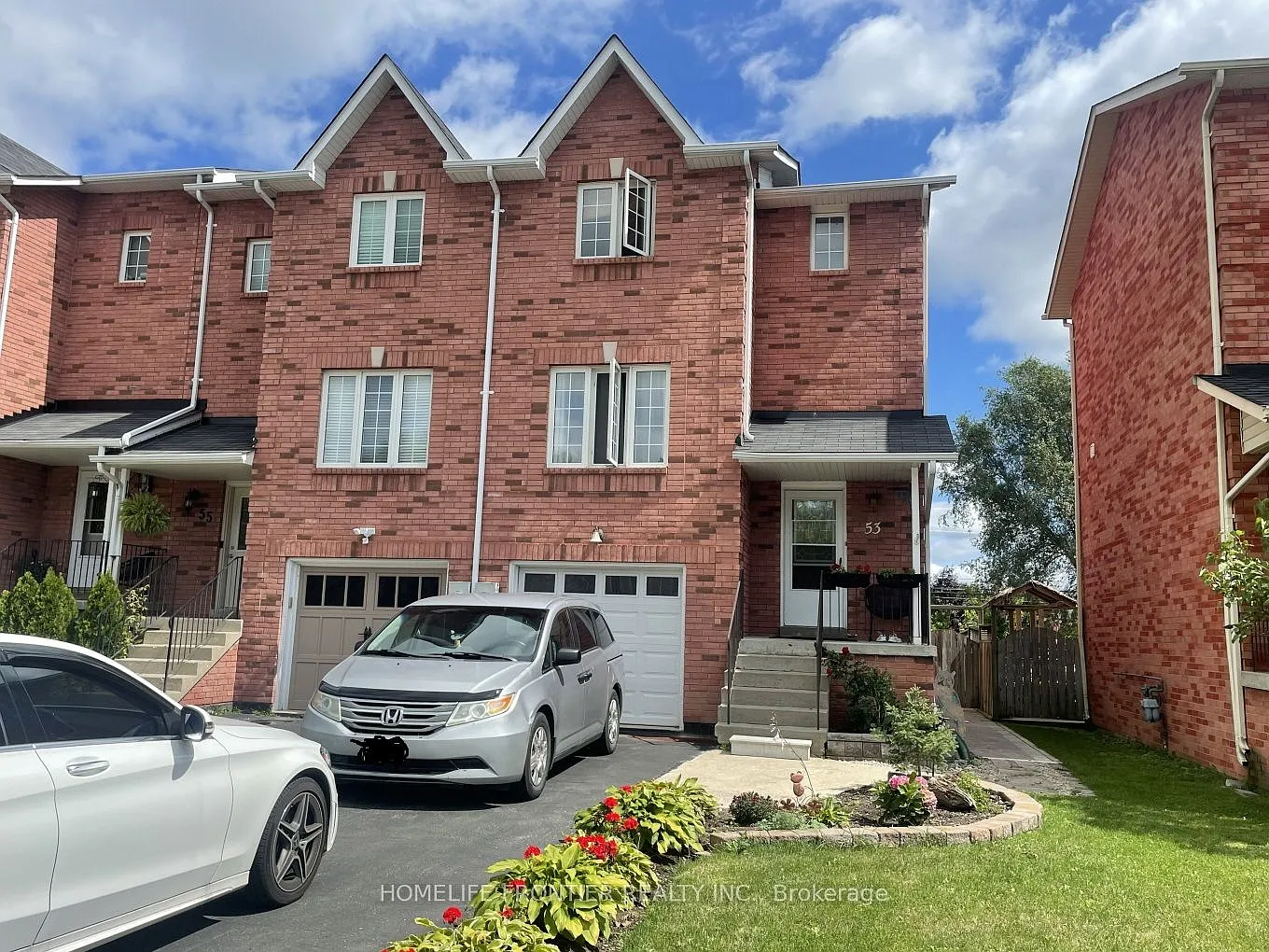 3 bed, $2,200 — Photo 1