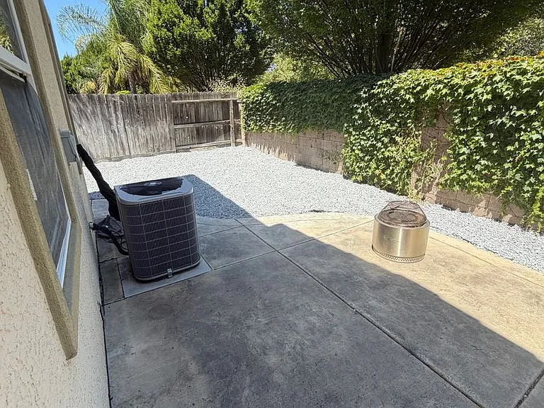 5028 Ocean Ln — Photo 24
