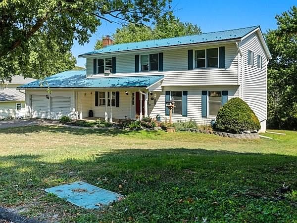 1st image of 368 Hillcrest Dr