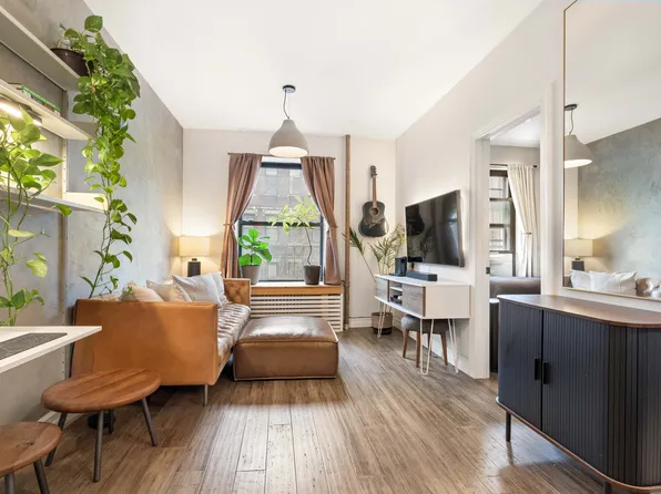 193 Bleecker Street image 1 of 5