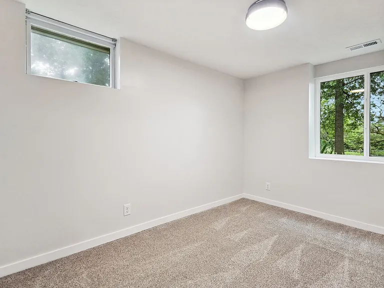 5049 Grassridge Rd — Photo 19