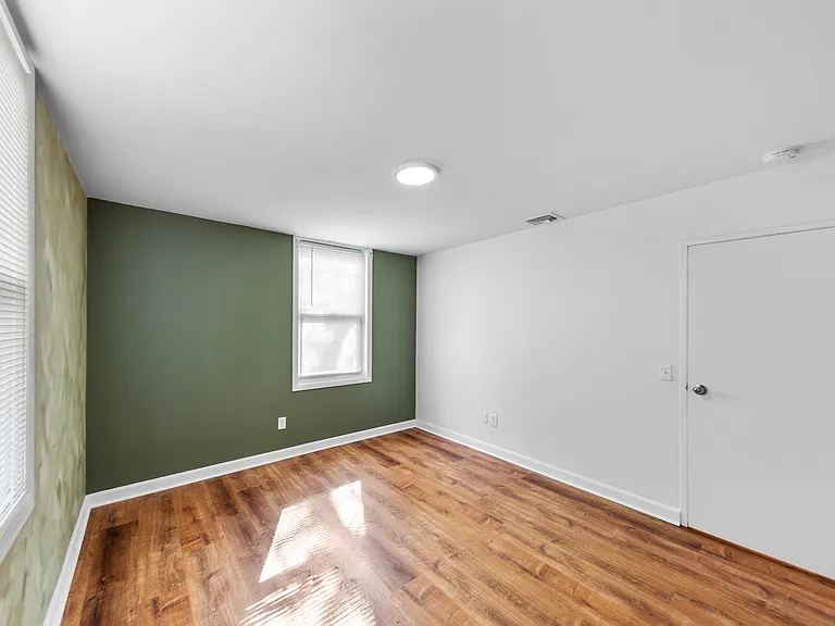 497 Broadway #101 — Photo 17