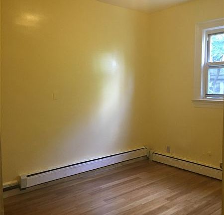3rd image of 679 E 21st St