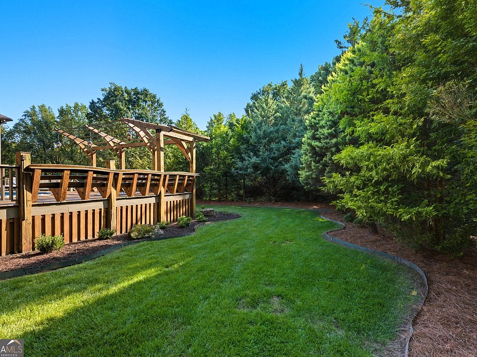 79th image of 1091 Echota Rd