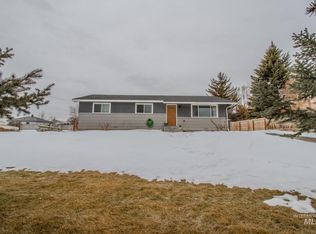 2131 Queens Way, Heyburn, ID 83336