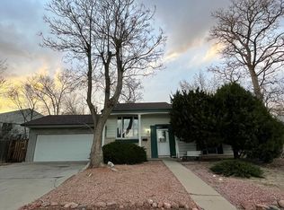 1504 Bunker Hill Rd, Pueblo, CO 81001