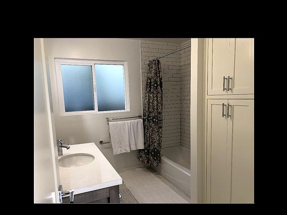4th image of 847 Roble Ave APT 2