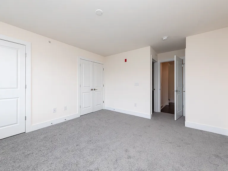 2445 N Front St #3 — Photo 31