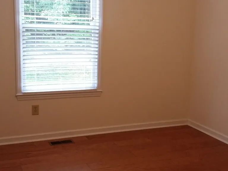 4919 Robinwood Rd — Photo 11