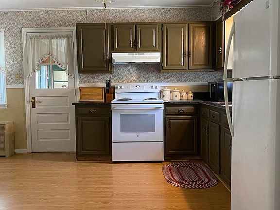 4th image of 117 Cottage Avenue