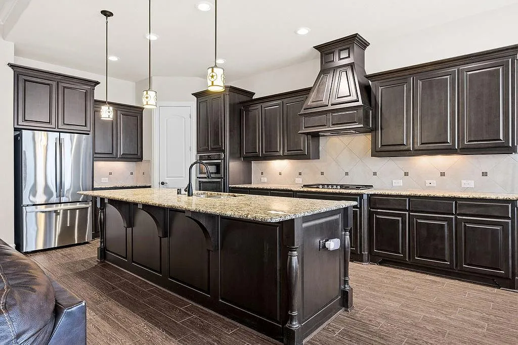 4 bed, 2657 sqft, $3,500 — Photo 3