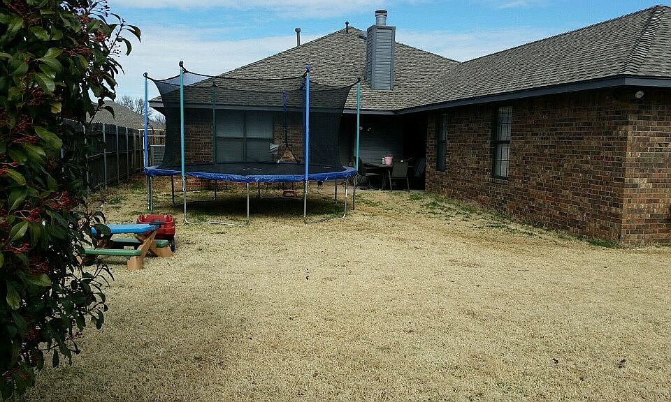 1st image of 1712 SE 17th St