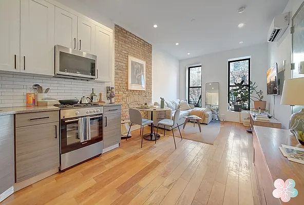 148 Lefferts Place #2