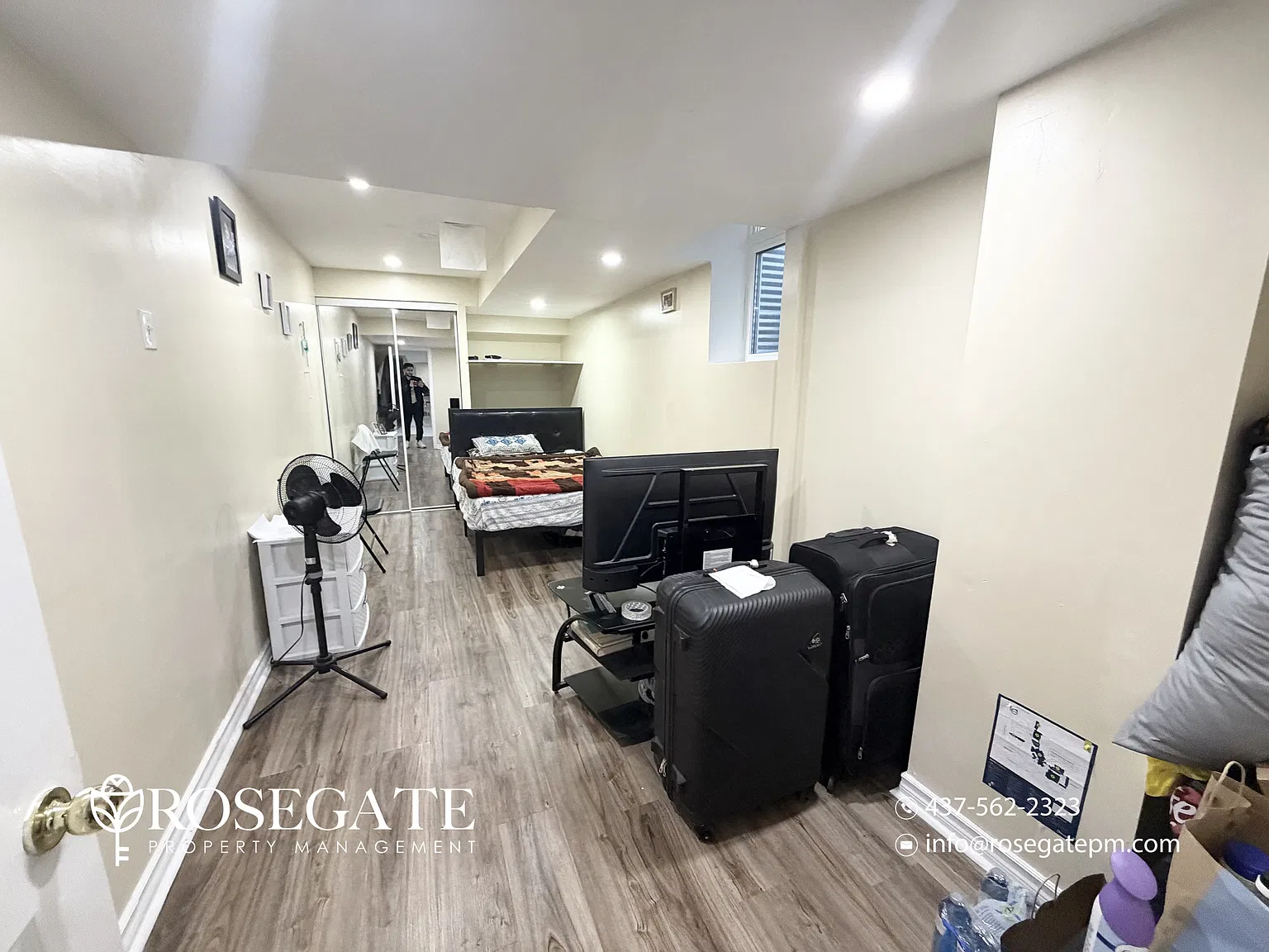 7398 Saint Barbara Boulevard Mississauga — Photo 4