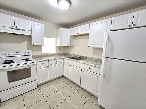 3rd image of 4334 NW 9th Ave APT 9-1B