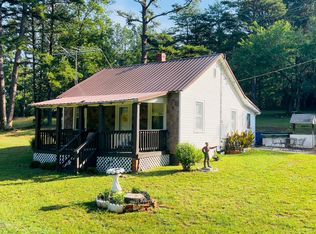 2009 Level Run Rd, Hurt, VA 24563